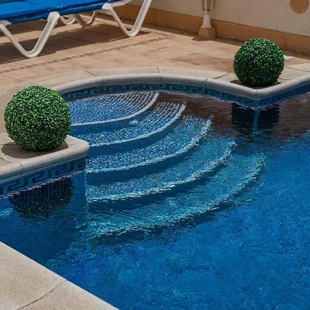 Angel's Poolside *