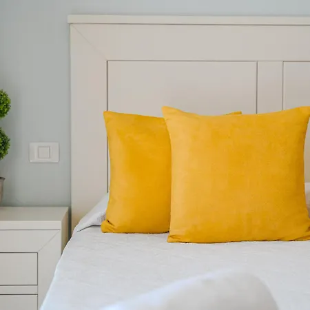 Angel's Poolside فيلة